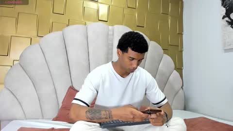 Daniel  online show from October 25, 10:44 pm