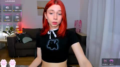 Snapshot of dani_mur chatting on February 25, 7:47 pm Daniel online show from February 25, 7:47 pm