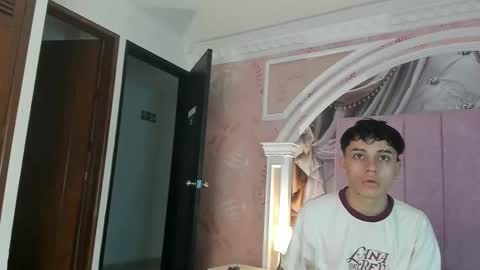 Snapshot of dani_rivass chatting on September 29, 11:08 am Daniel online show from September 29, 11:08 am