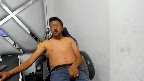 danidick_vc online show from December 15, 12:13 pm