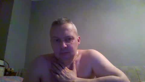 Snapshot of daniel0028 chatting on November 1, 12:36 am dan online show from November 1, 12:36 am