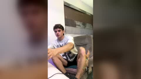 daniel_collins07 online show from May 3, 3:09 am