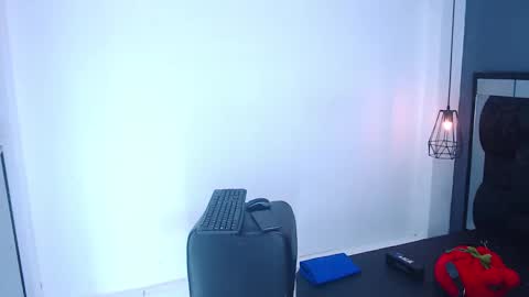 Snapshot of daniel_delux_ chatting on October 9, 12:21 pm Daniel Delux online show from October 9, 12:21 pm