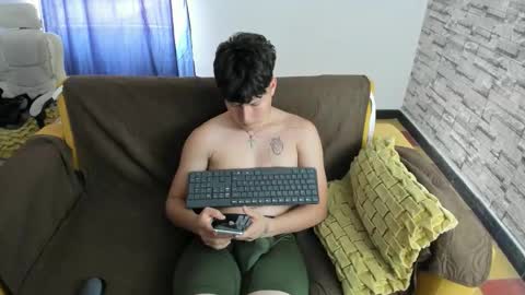 daniel_leon_c online show from April 27, 7:08 pm