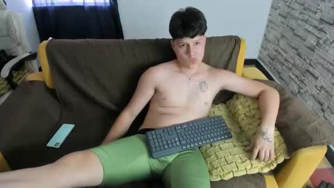 daniel_leon_c online show from May 11, 6:49 pm