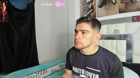 Snapshot of daniel_ova chatting on December 5, 1:28 pm Sexy Dani online show from December 5, 1:28 pm
