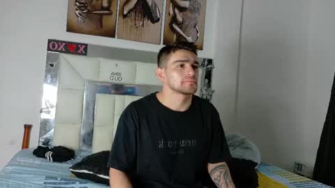 Snapshot of daniel_ova chatting on February 12, 11:51 am Sexy Dani online show from February 12, 11:51 am