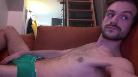 Snapshot of daniel_sky chatting on September 25, 8:41 pm Daniel online show from September 25, 8:41 pm