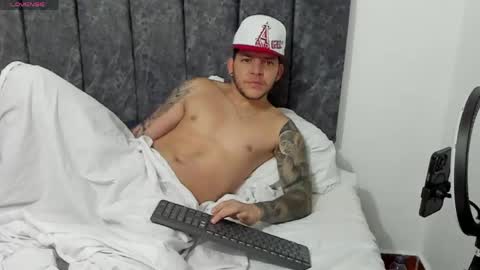 Daniel online show from April 26, 8:05 pm