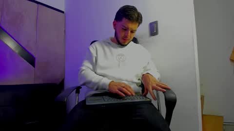 DANIEL online show from October 21, 5:43 am