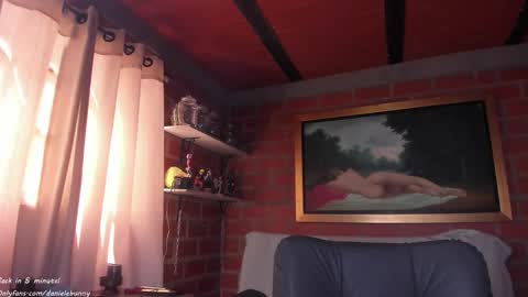 Snapshot of daniele_bunny chatting on September 25, 6:51 pm Daniele Bunny online show from September 25, 6:51 pm