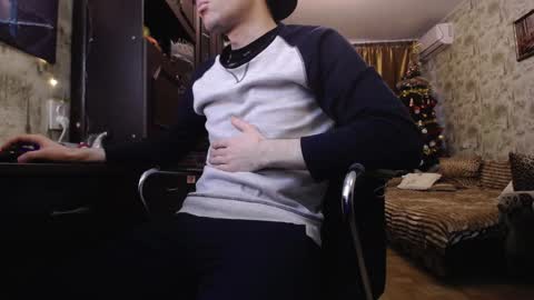 Snapshot of danielgraysoon chatting on January 24, 10:21 am Daniel Grayson online show from January 24, 10:21 am