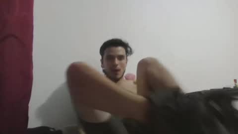Snapshot of danielhot17 chatting on December 10, 11:21 pm DANIEL online show from December 10, 11:21 pm