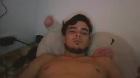 Snapshot of danielhot17 chatting on December 7, 10:06 pm DANIEL online show from December 7, 10:06 pm