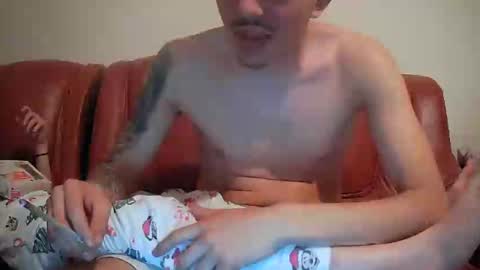 danielito321810 online show from March 24, 1:44 am