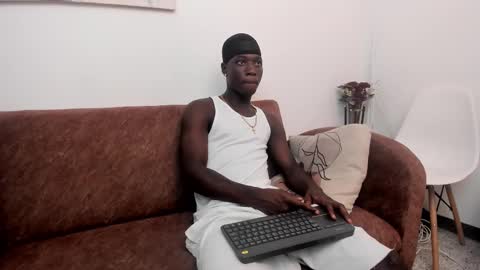 daniell_ferrari online show from February 10, 8:31 pm