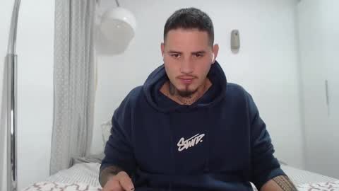 Snapshot of danielmilan chatting on February 5, 8:11 am THE BIG BOSS online show from February 5, 8:11 am