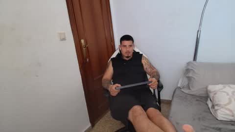 Snapshot of danielmilan chatting on September 25, 9:08 am THE BIG BOSS online show from September 25, 9:08 am