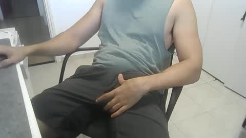 Snapshot of danielsexy400789 chatting on September 22, 12:15 pm daniell sexy body online show from September 22, 12:15 pm