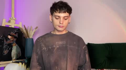 danieltuckerr online show from May 11, 12:34 am