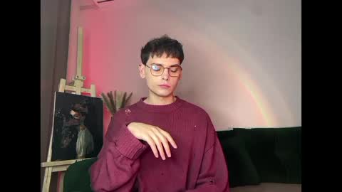danieltuckerr online show from April 28, 5:39 pm