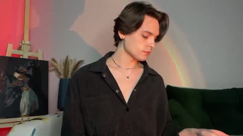 danieltuckerr online show from February 10, 5:17 pm