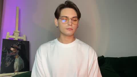 danieltuckerr online show from October 29, 3:37 pm