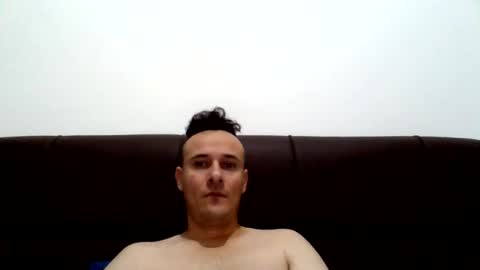 daniloaf online show from February 18, 1:32 am