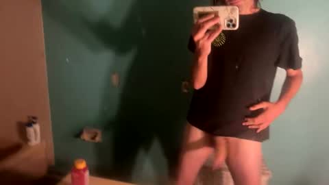 Snapshot of daniszyramaer chatting on January 25, 8:53 pm ZyRaMaxx online show from January 25, 8:53 pm