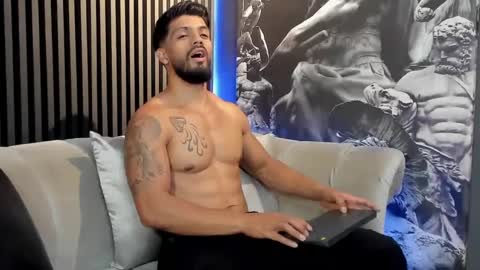 Dann saenz online show from December 30, 10:34 pm