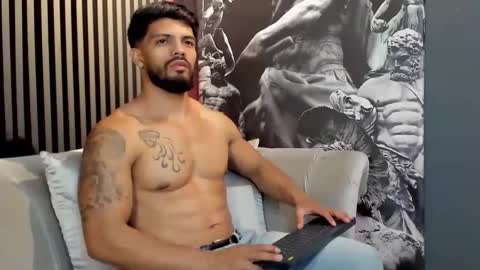 Dann saenz online show from December 31, 9:50 pm