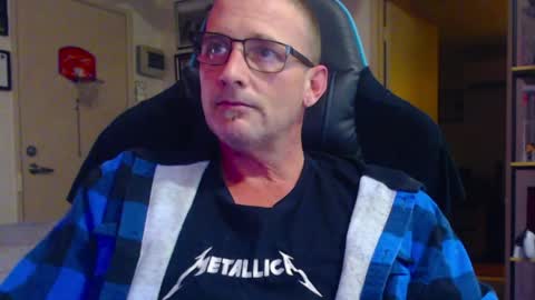 dannozdirekt online show from May 5, 3:57 pm