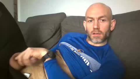 danny81boy online show from February 10, 2:37 pm
