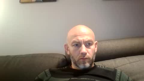 Snapshot of danny81boy chatting on October 18, 7:08 pm danny81boy online show from October 18, 7:08 pm