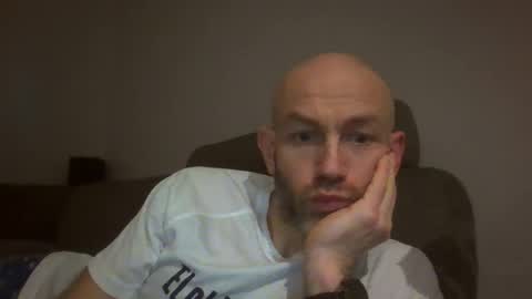danny81boy online show from February 8, 11:24 pm