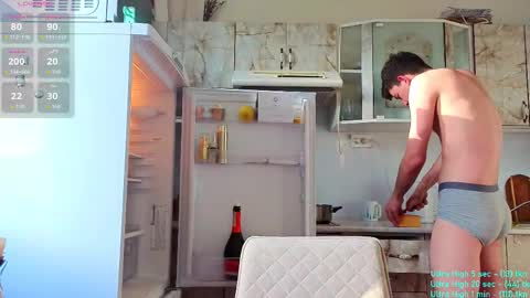 Snapshot of danny__magic chatting on September 19, 1:22 pm danny__magic online show from September 19, 1:22 pm