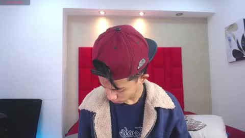 Danny online show from December 21, 1:08 pm