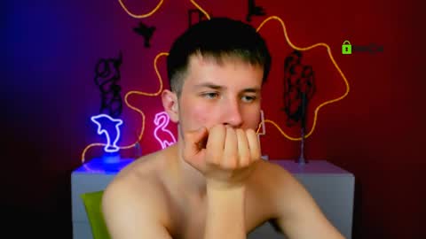 danny_dark1 online show from April 16, 2:44 am