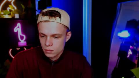 danny_dark1 online show from April 7, 6:35 am