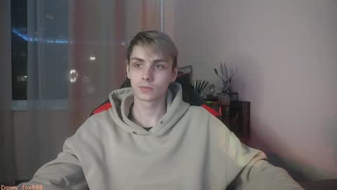 Snapshot of danny_fox888 chatting on February 8, 3:21 pm Daniel online show from February 8, 3:21 pm
