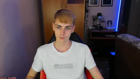 Snapshot of danny_fox888 chatting on September 9, 5:01 pm Daniel online show from September 9, 5:01 pm
