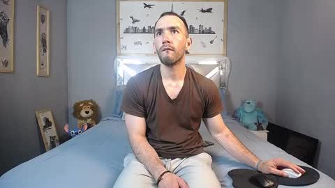 Snapshot of danny_hot_fun chatting on September 28, 7:28 am Danny and Alex online show from September 28, 7:28 am