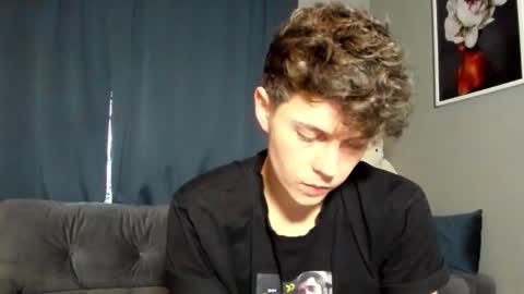 Snapshot of danny_love01 chatting on February 21, 1:22 pm danny online show from February 21, 1:22 pm