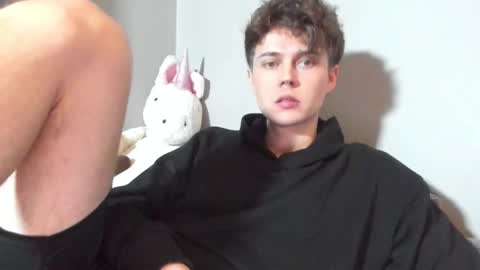 Snapshot of danny_love01 chatting on March 10, 11:34 am danny online show from March 10, 11:34 am