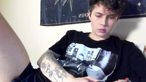 Snapshot of danny_love01 chatting on January 24, 3:13 pm danny online show from January 24, 3:13 pm