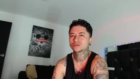 Snapshot of danny_stark chatting on February 9, 4:07 pm Danny online show from February 9, 4:07 pm