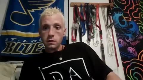 dannystl online show from October 2, 7:12 am
