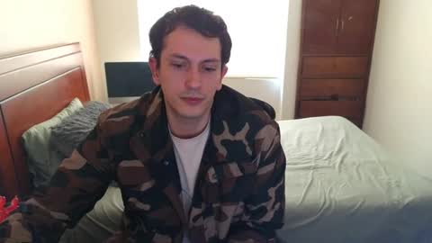 Snapshot of danruiz33 chatting on October 6, 9:19 pm Dan online show from October 6, 9:19 pm
