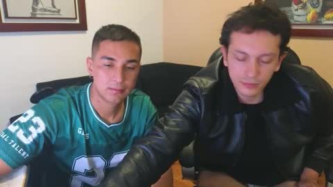 Snapshot of danruiz33 chatting on September 24, 2:22 am Dan online show from September 24, 2:22 am