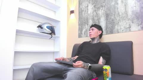 dante_armstrong online show from February 21, 6:36 am